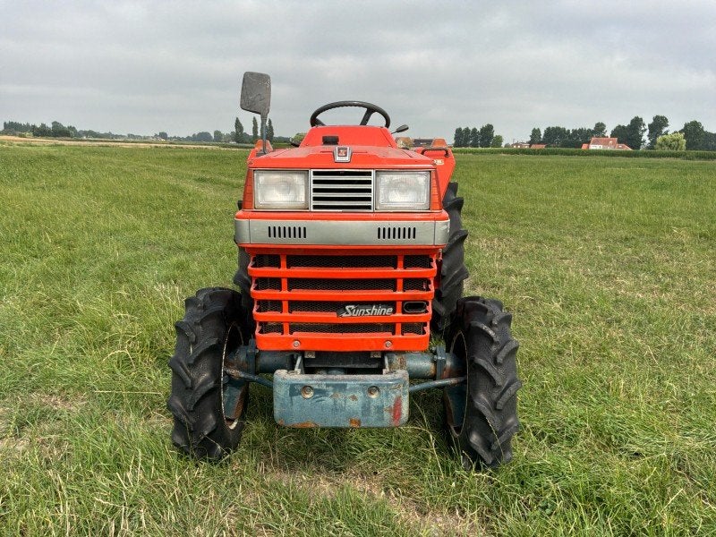 Mini-tracteur Kubota Sunshine L1-205DT à quatre roues motri, Articles professionnels, Autres marques