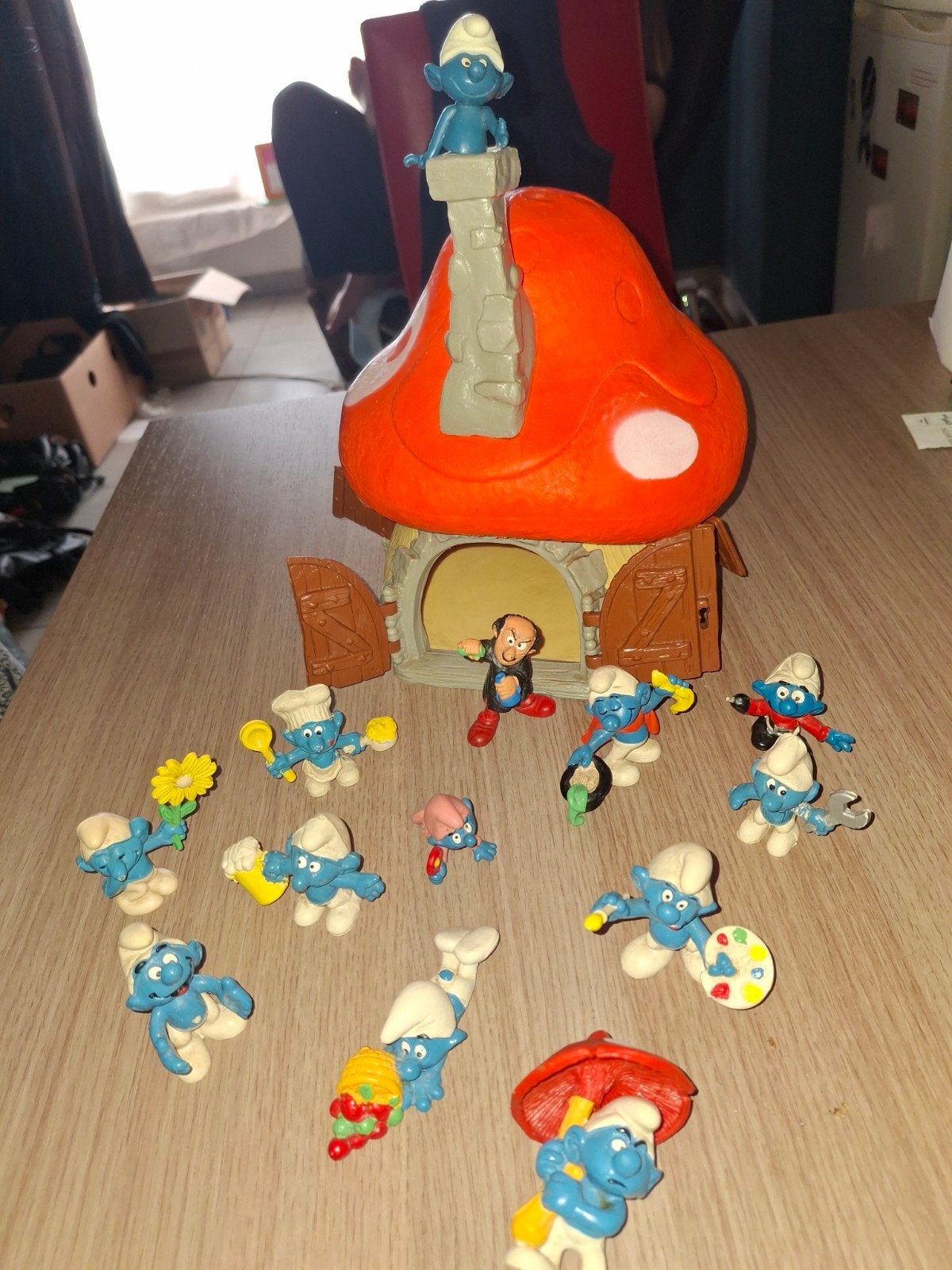 smurfenhuis met 10tal figuurtjes, Verzamelen, Ophalen of Verzenden, Gebruikt, Verschillende Smurfen, Huisje of Attribuut