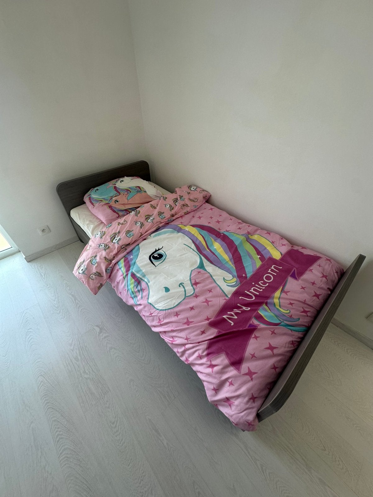 Meegroeibed Baby Kinderkamer Merk Vic, Ophalen, Zo goed als nieuw