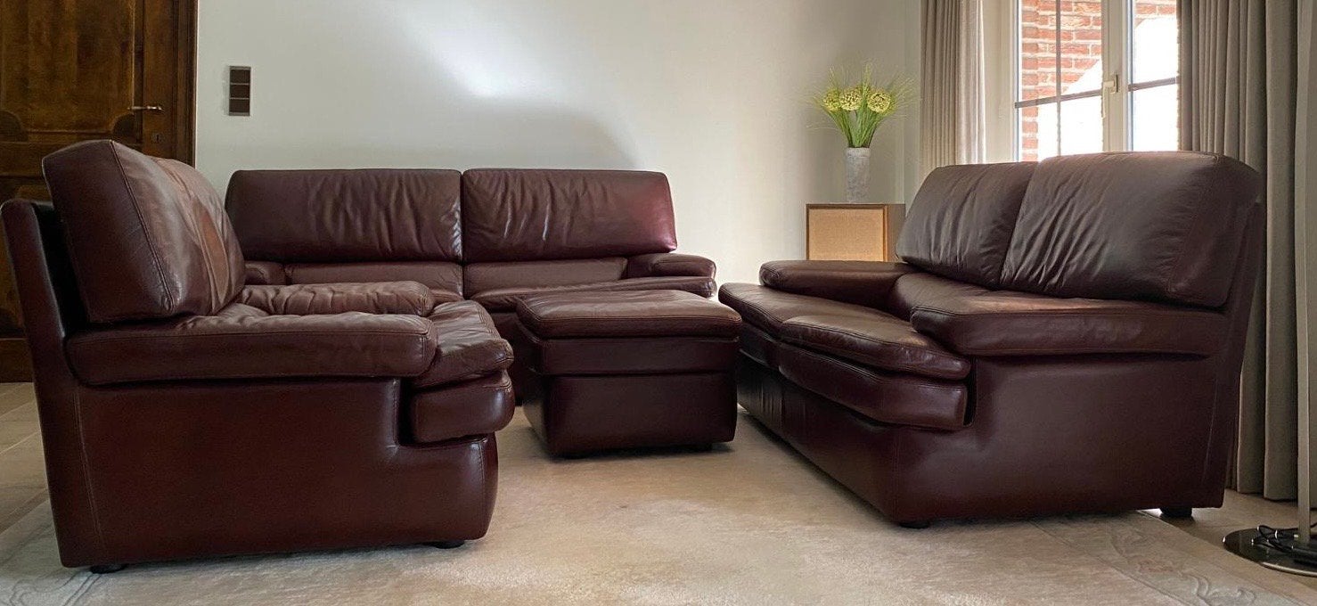 Leder salon 3-zit + 2-zit + fauteuil en poef, Ophalen, Gebruikt, Leer