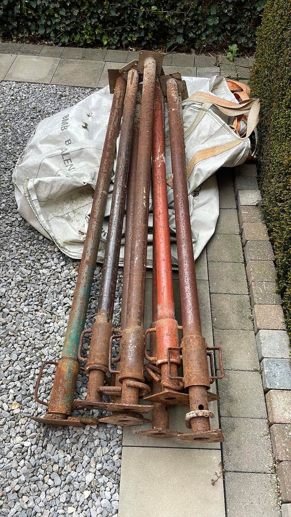 8 metser schoren 1,6m tot 2,9 m, Ophalen