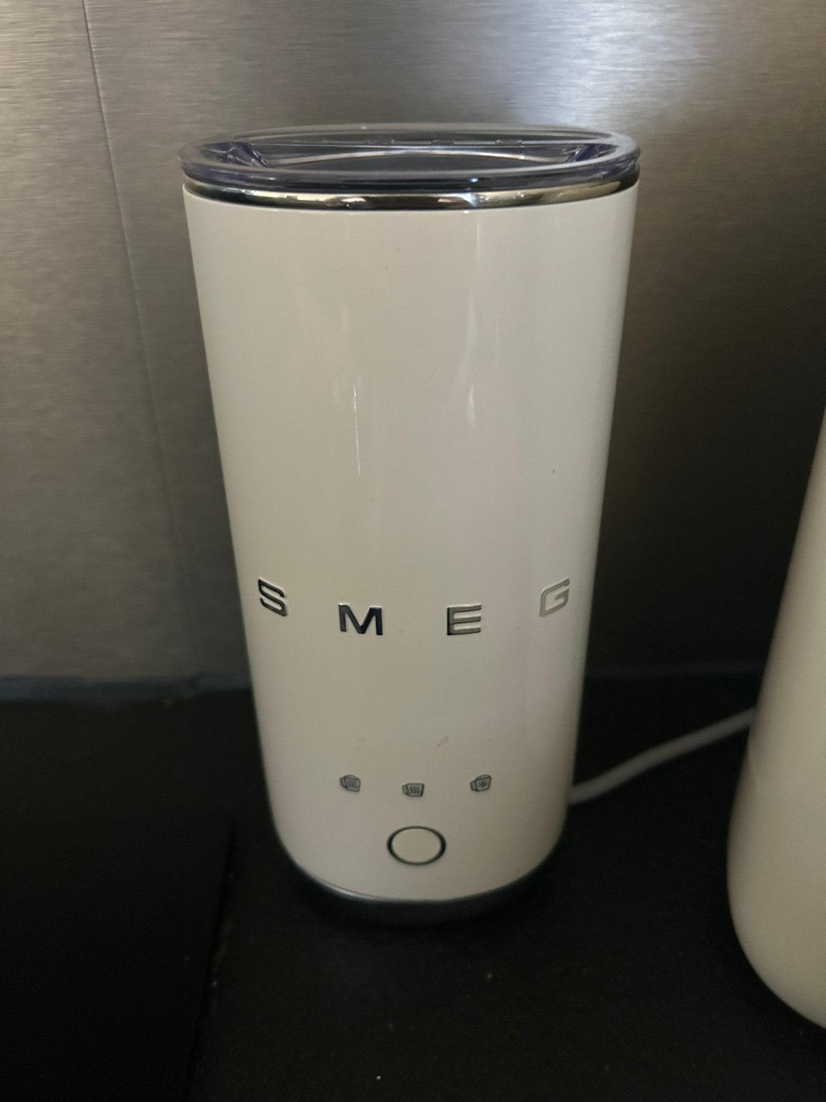 Melkopschuimer Smeg cremekleur, Enlèvement, Comme neuf