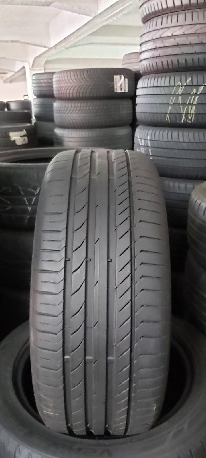 22550r17 225 50 r17 225/50/r17 continental avec montage, Ophalen of Verzenden