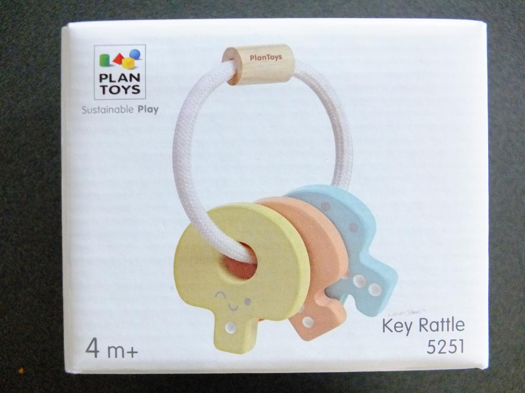 Hochet / Trousseau de trois clés colorées en bois Plantoys, Kinderen en Baby's, Speelgoed | Babyspeelgoed, Zo goed als nieuw, Rammelaar