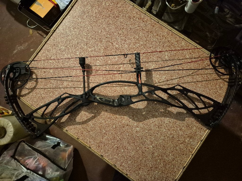 Hoyt defiant 34, Ophalen, Gebruikt, Compoundboog