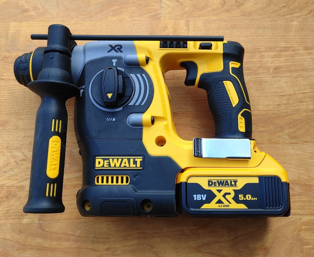 Dewalt SDS-Plus Boorhamer, Ophalen