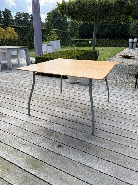 table d'intérieur Modern-Fermo, Maison & Meubles, 100 à 150 cm, Carré, 100 à 150 cm, Utilisé
