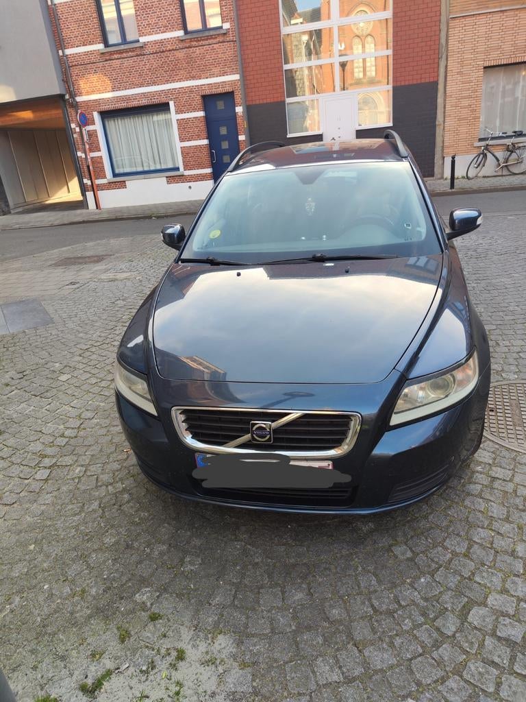 Volvo v50 EXPORT, Autos, Volvo, Particulier, V50, Diesel, Euro 5, Break, 5 portes, Boîte manuelle, Bleu, Noir, Cuir et Tissu, Traction avant