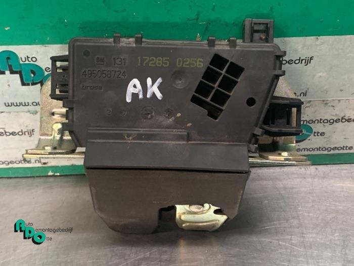 Slotmechaniek Achterklep van een Opel Astra (Astra H 04-), Gebruikt, -, -, Opel