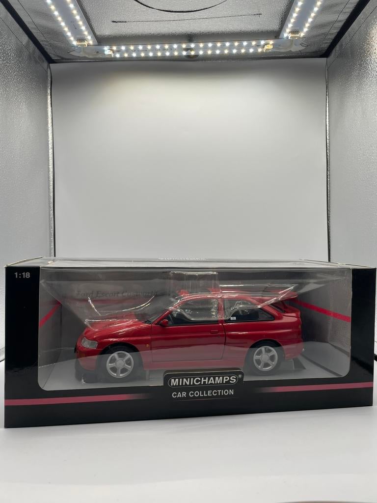 Ford Escort RS cosworth Minichamps 1/18, Enlèvement ou Envoi, Comme neuf, MiniChamps