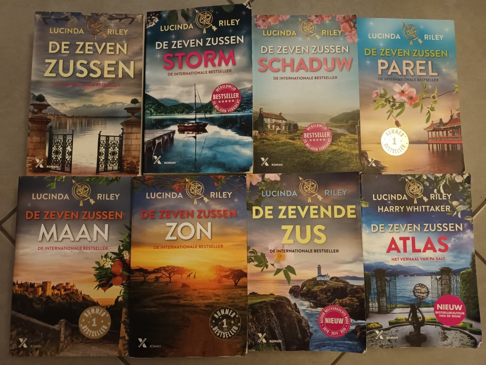 Complete 8 delige reeks De zeven zussen, Boeken, Ophalen of Verzenden