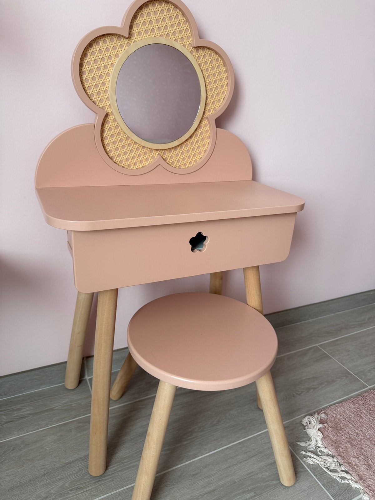 Make up tafel kind, Ophalen, Zo goed als nieuw