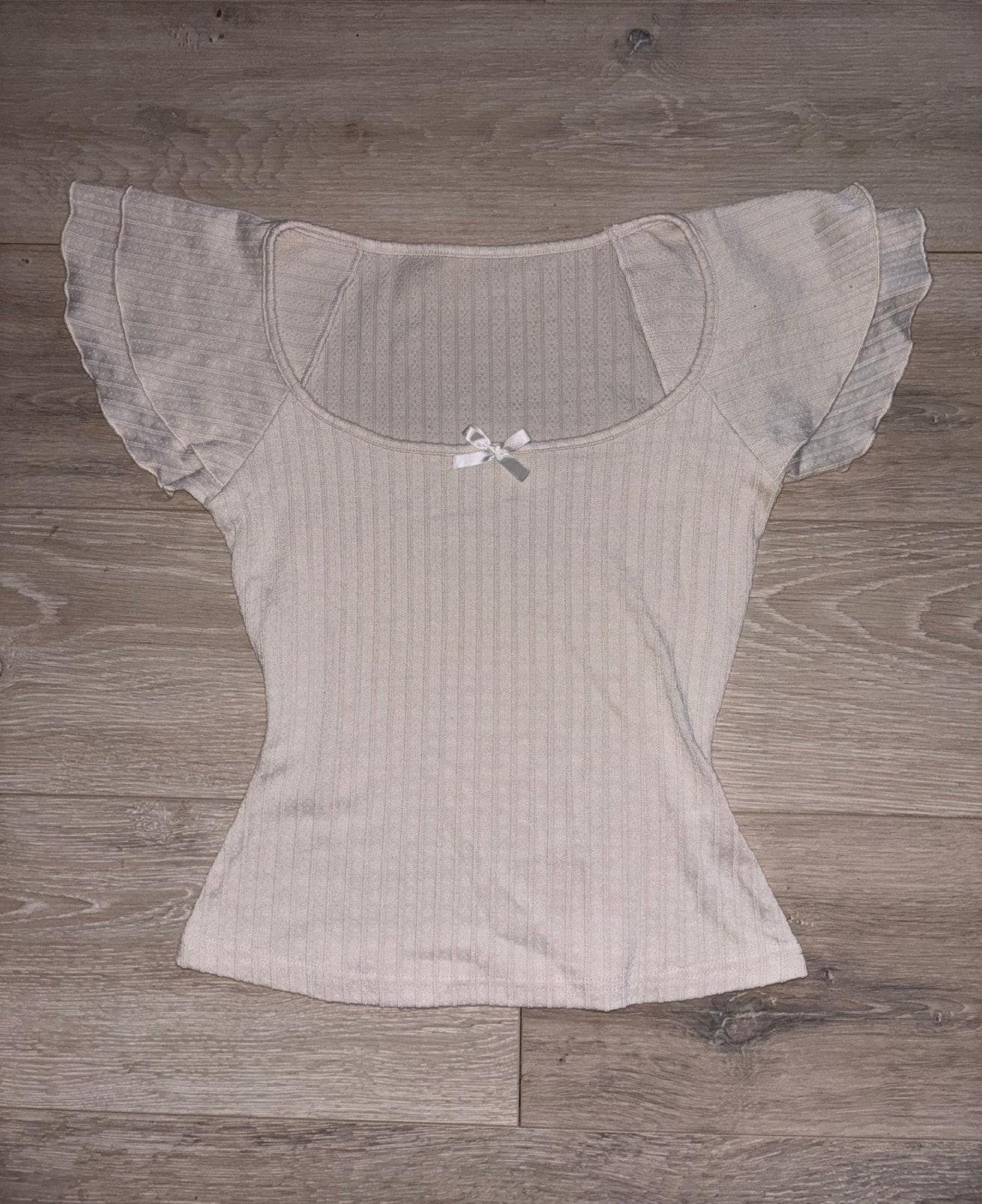 Beige T-shirt met strik - Maat S, Verzenden, Beige, Nieuw, Korte mouw