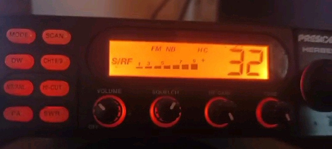 Cb president Herbert ll, Telecommunicatie, Zenders en Ontvangers, Ophalen