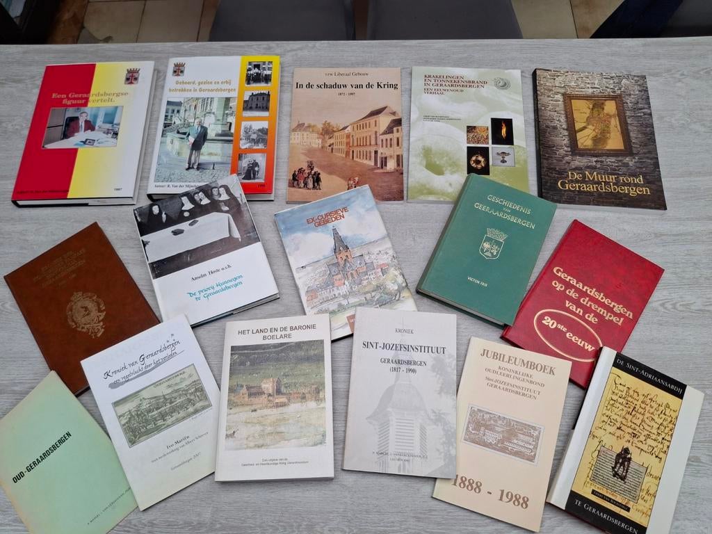 Verschillende boeken over Geraardsbergen, Boeken, Ophalen of Verzenden
