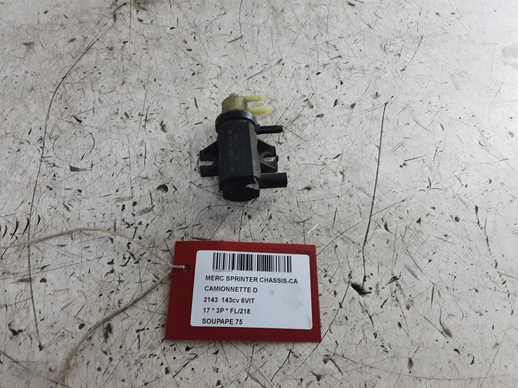 VACUUM VALVE Sprinter 3,5t (906.13 / 906.23) (A0091533128), Mercedes-Benz, Utilisé, Dialog.mb@mercedes-benz.com, Mercedes-Benz AG