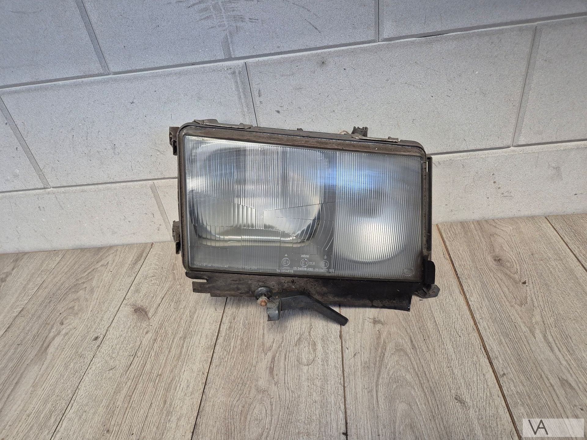 Koplamp rechts MET RUITENWISSER Mercedes W124 Hella 200 euro, Gebruikt, -, Ophalen of Verzenden, -