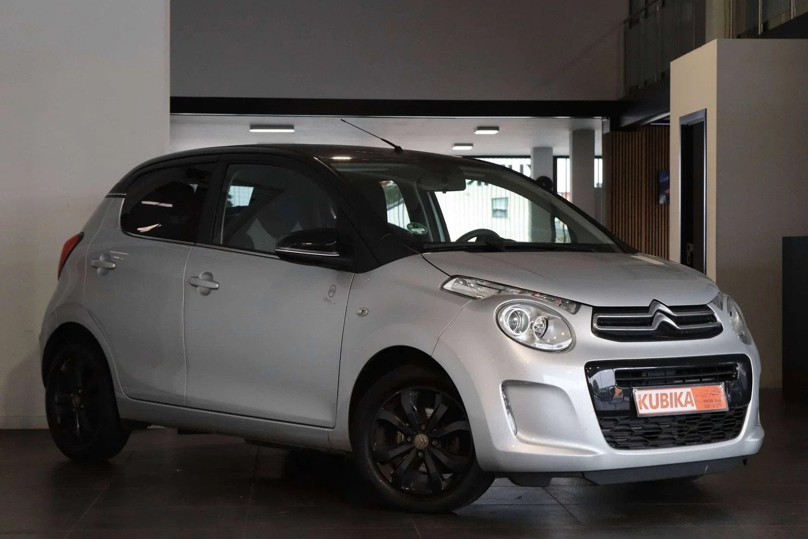 Citroën C1 C1 1.0 VTi CruiseC Airco Carplay Garantie*, Auto's, Citroën, 4 zetels, Stof, Gebruikt, https://public.car-pass.be/vhr/d5114b47-1e52-47ad-b7dd-3783c7df3259