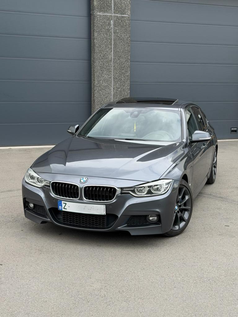 Bmw 330 F30 Pack M Boite Automatique, Auto's, BMW, Euro 6, Alcantara, Onderhoudsboekje, 3 Reeks