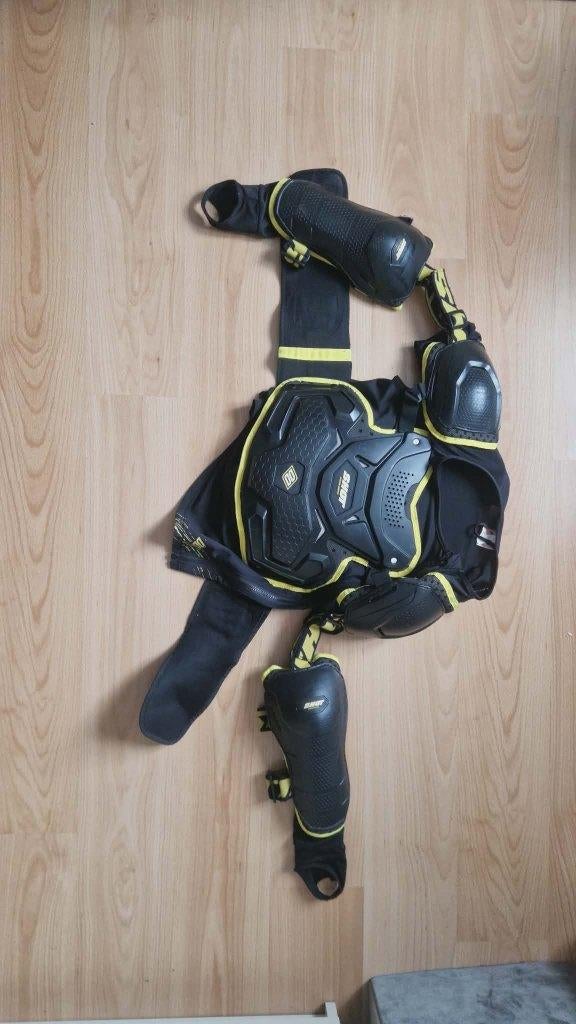 Gilet de protection motocross | Marque Shot, Seconde main, Vêtements de motocross, Enlèvement, Autre