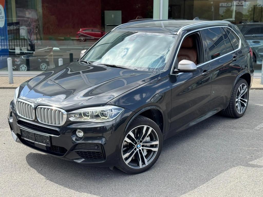 BMW X5 M M50D/ 21.446+TVA /PANO / MEMORY SEAT / KEYLESS /, Autos, Cuir, Carnet d'entretien, 5 portes, 6 cylindres