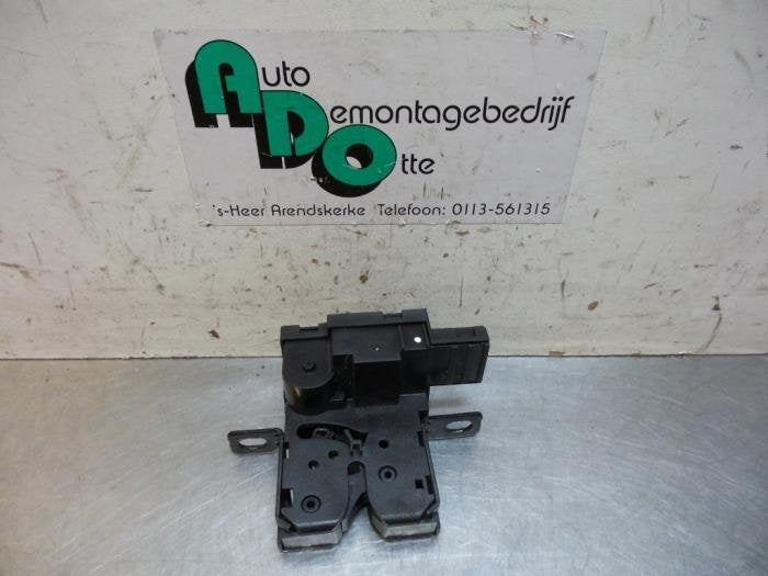 Mécanique de verrouillage hayon d'un Peugeot 407, -, Utilisé, -, Peugeot