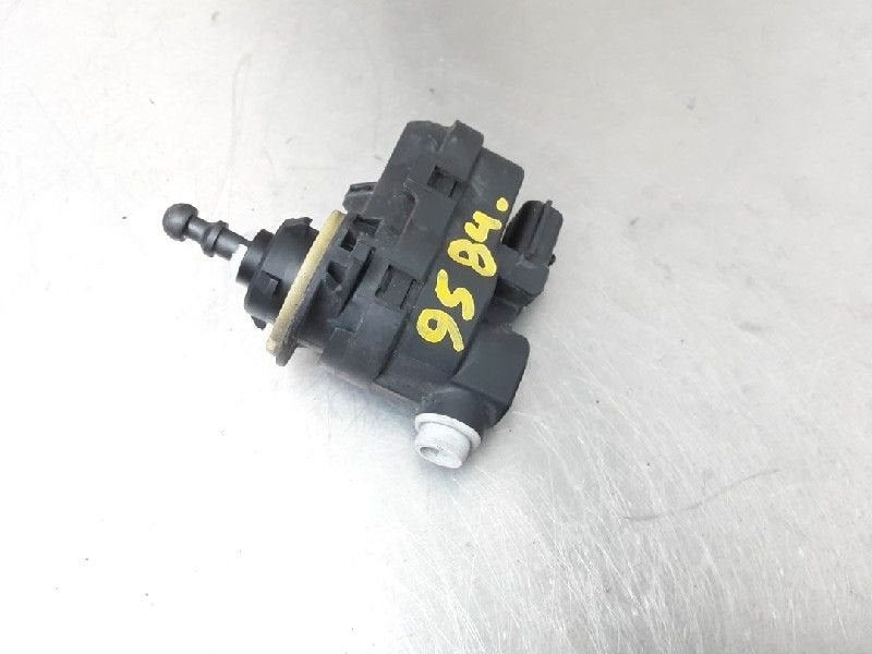 KOPLAMPMOTOR Nissan Juke (F15) (01-2010/12-2019), Gebruikt, Nissan