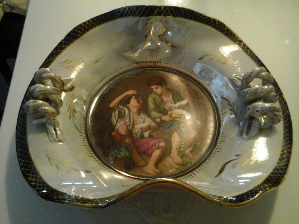 Porseleinen schaal H. Bequet, Antiek en Kunst, Antiek | Keramiek en Aardewerk, Ophalen