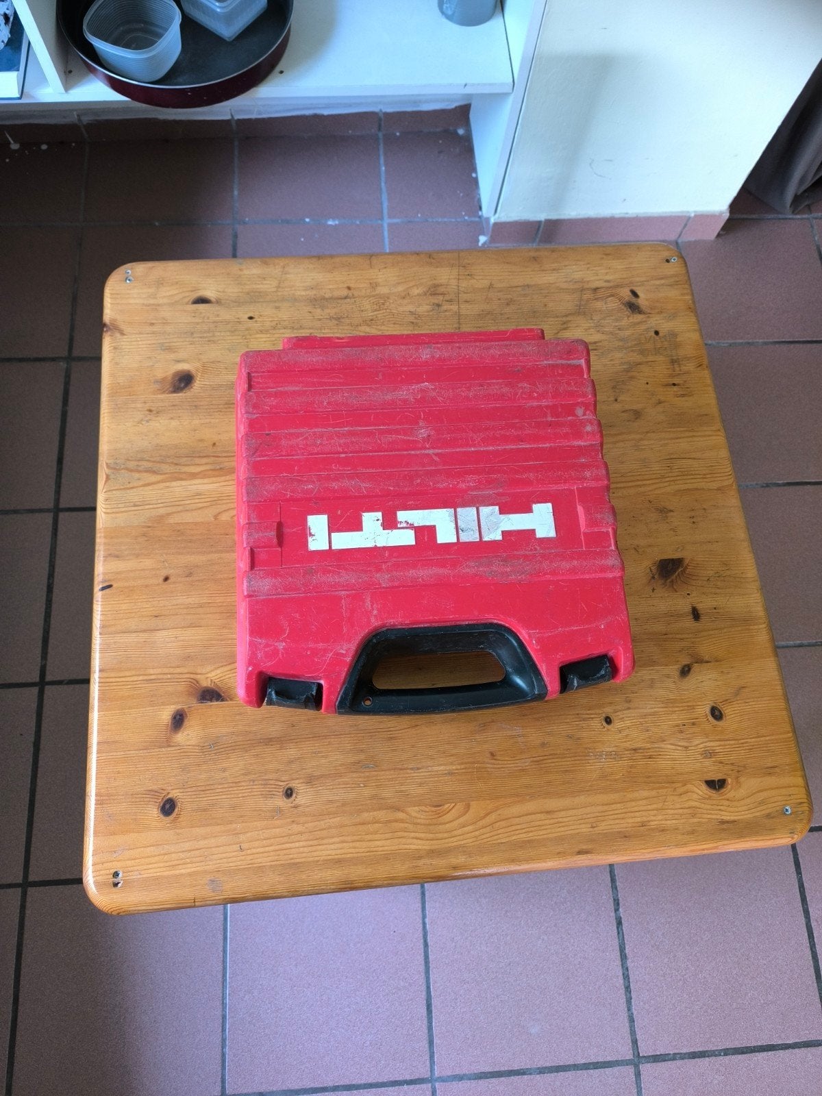 Valise de travail Hilti, Enlèvement, Utilisé