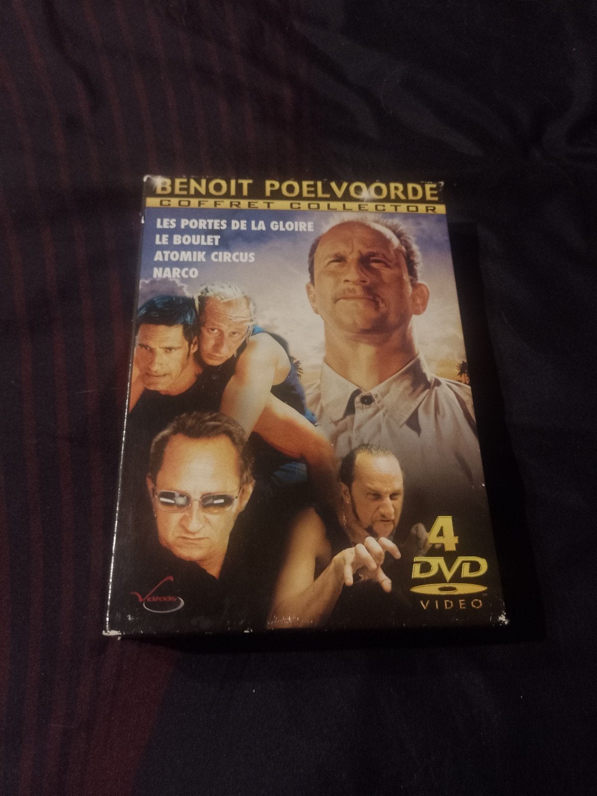 A vendre en coffret dvd Benoît Poelvoorde, CD & DVD, Enlèvement ou Envoi, Français, Autres genres, Comprend un boîtier