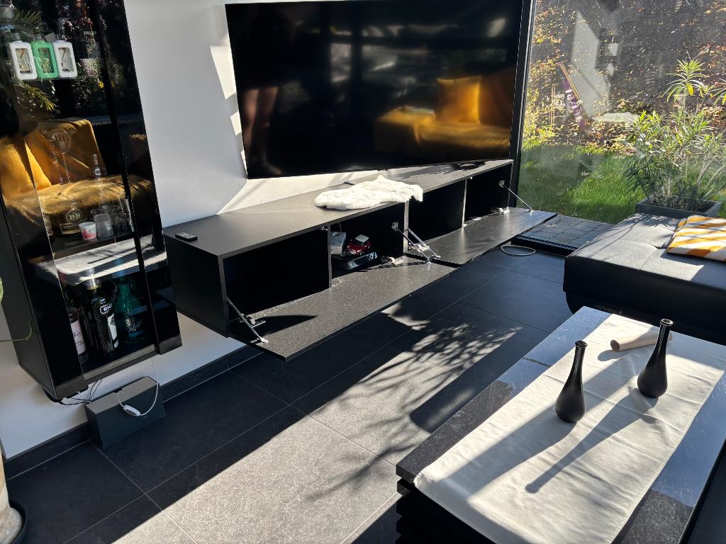 Salontafel, 2x hangkast, Enlèvement, Utilisé, Verre, Avec espace de penderie