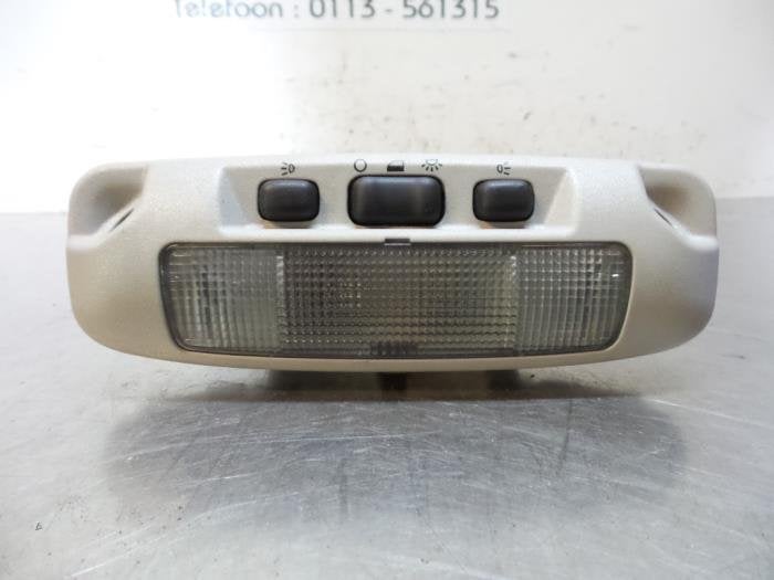 Eclairage intérieur avant d'un Ford Focus (Focus 04-), -, 3 mois de garantie, -, -