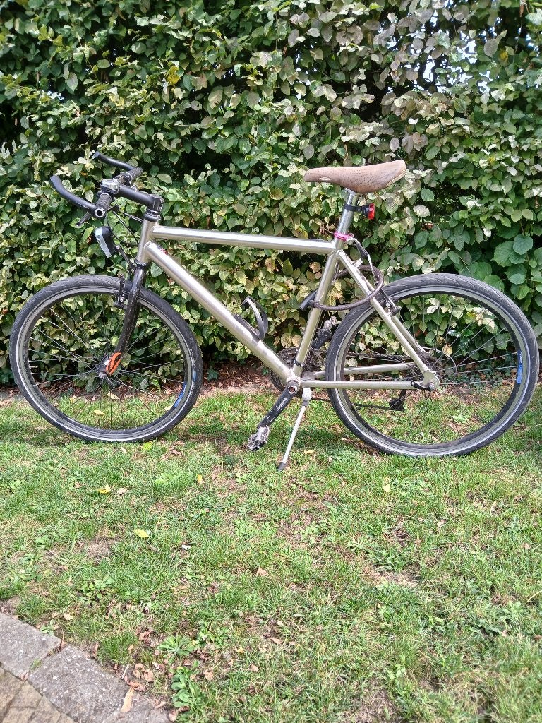 mbt minerva met baanbandjes, Vélos & Vélomoteurs, Vélos | VTT & Mountainbikes, VTT rigide, Enlèvement, Utilisé, Frein sur jante