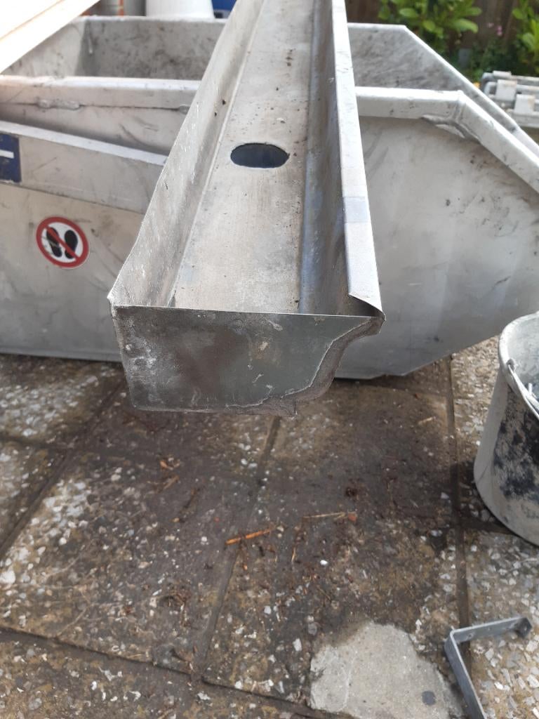 Zinken dakgoot van 420 cm, Doe-het-zelf en Bouw, Ophalen, Gebruikt, 4 tot 6 meter, Zink
