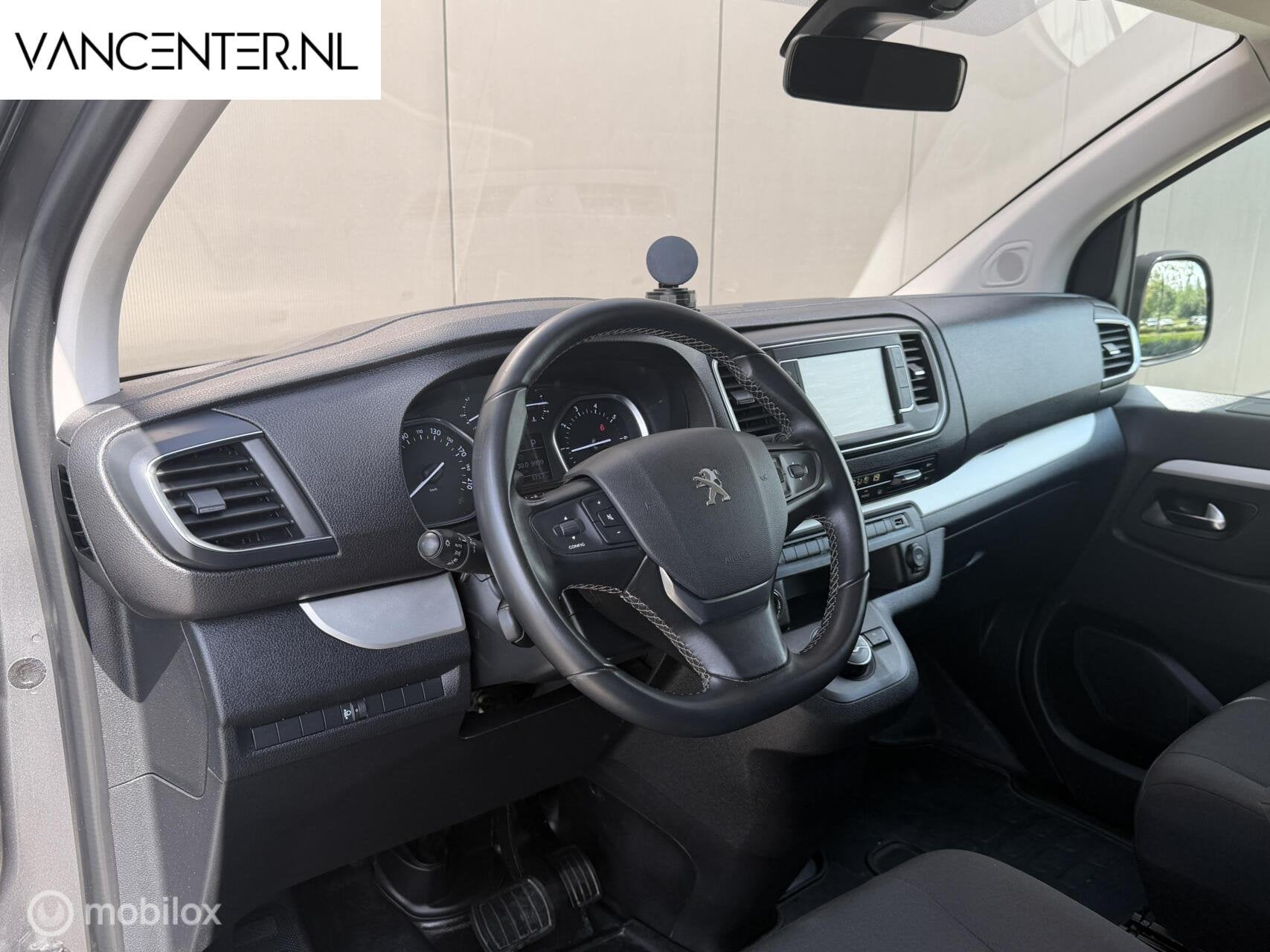 Peugeot Expert DC 2.0 BlueHDI 180PK Automaat Carplay Climate, Auto's, Stof, Gebruikt, 4 cilinders, 2500 kg