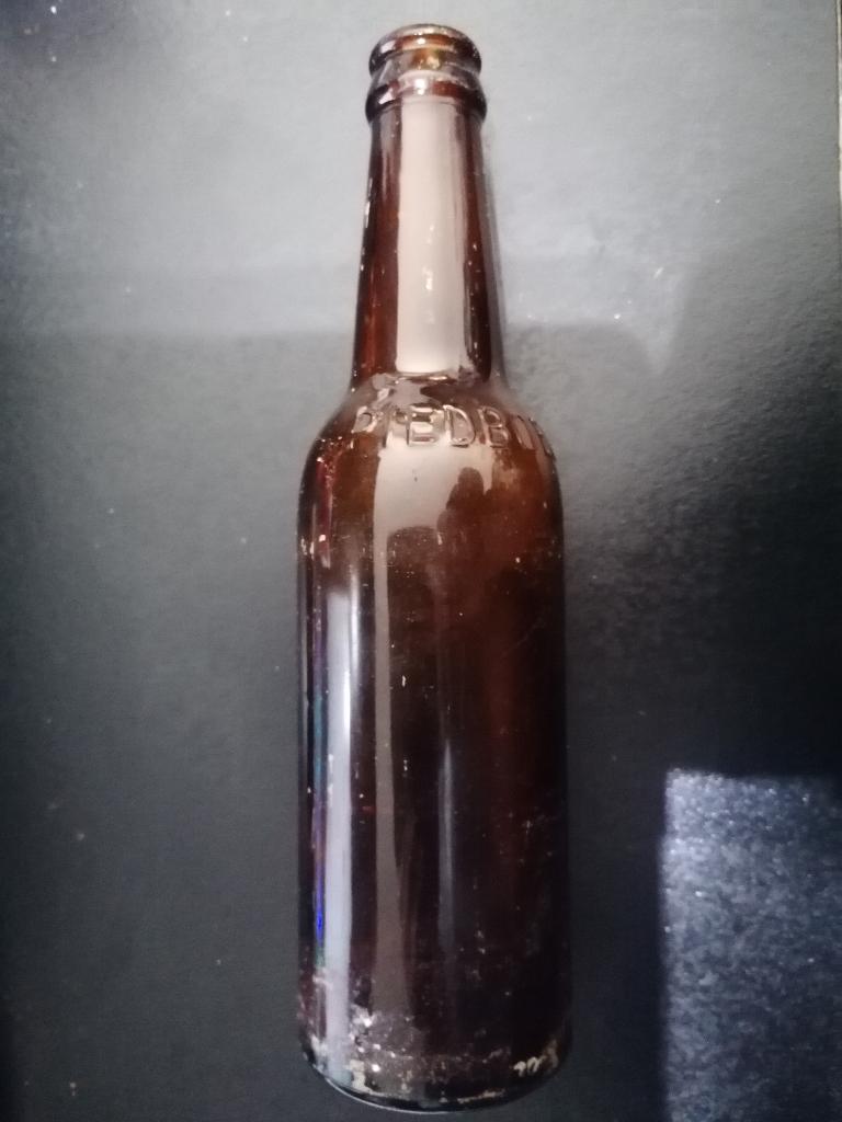Antieke bierfles Piedboeuf Jupillle 1967, Ophalen of Verzenden, Gebruikt, Flesje(s), Overige merken
