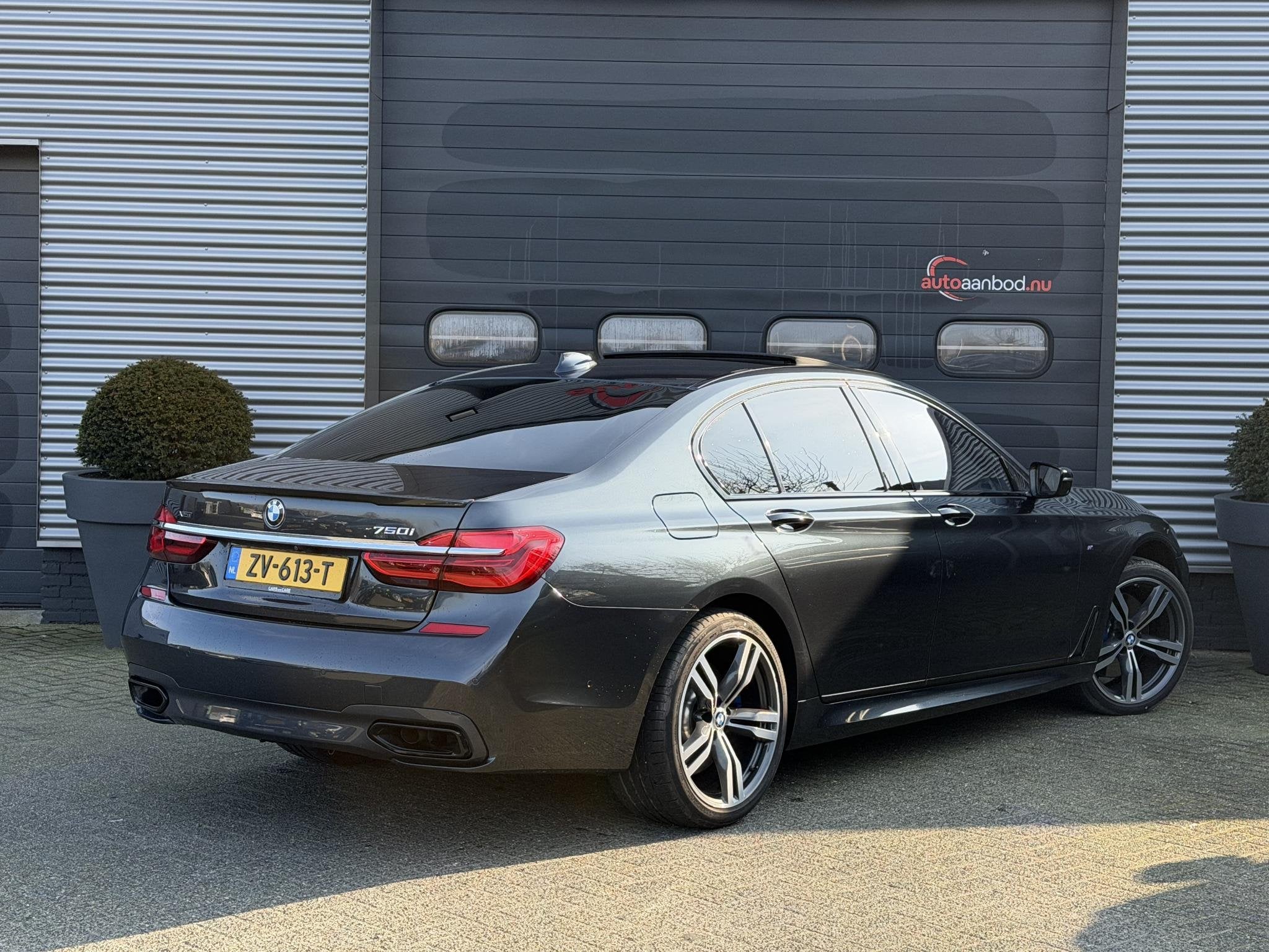 BMW 7-serie 750i xDrive High Executive M-Sport | Panoramadak, Automaat, 4 deurs, Gebruikt, 4395 cc