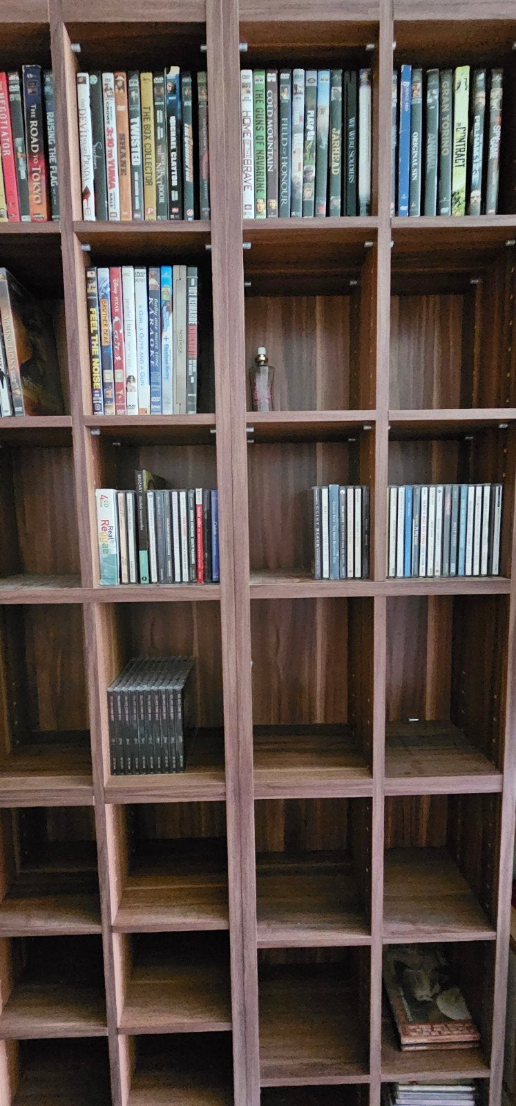 CD/DVD kast met verstelbare schapjes., Ophalen, Cd's