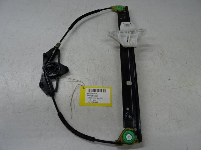 RAAMMECHANIEK LINKS ACHTER Octavia Combi (5EAC) (5E0839461), Gebruikt, Mevr. I. Hauben, Skoda, Rue de l'Espoir 34 34
4030  GRIVEGNÉE, BE