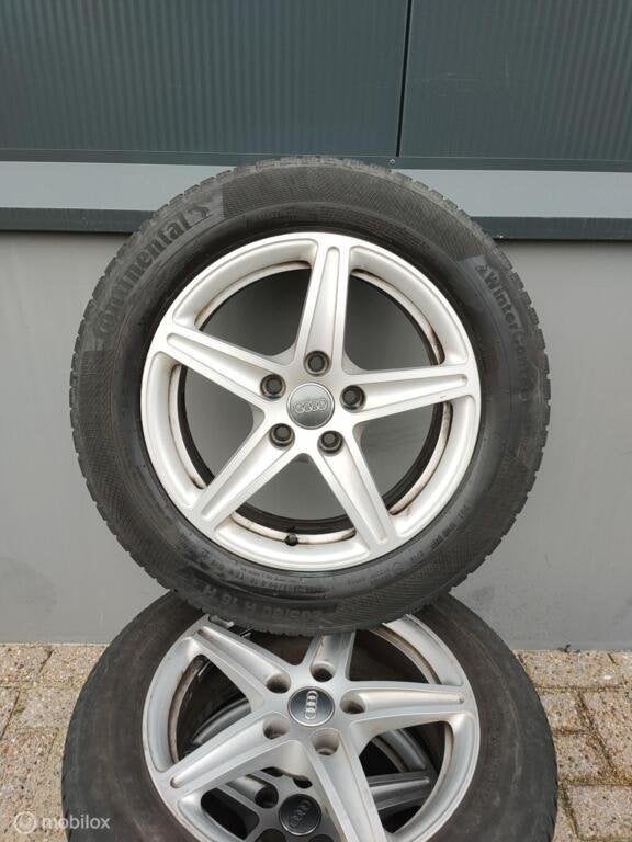 Banden: Audi Winterbanden 205/60 R16 H 92 H Continental04925, Auto-onderdelen, Gebruikt, Ophalen of Verzenden