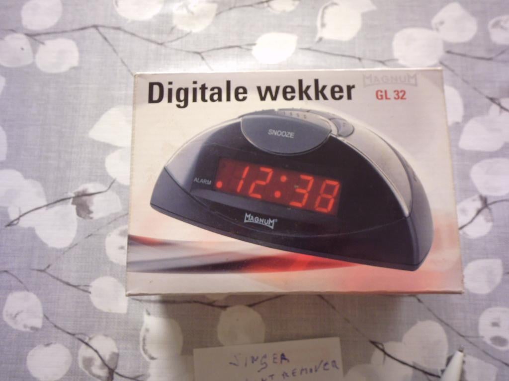 digitale wekker., Enlèvement, Utilisé, Digital
