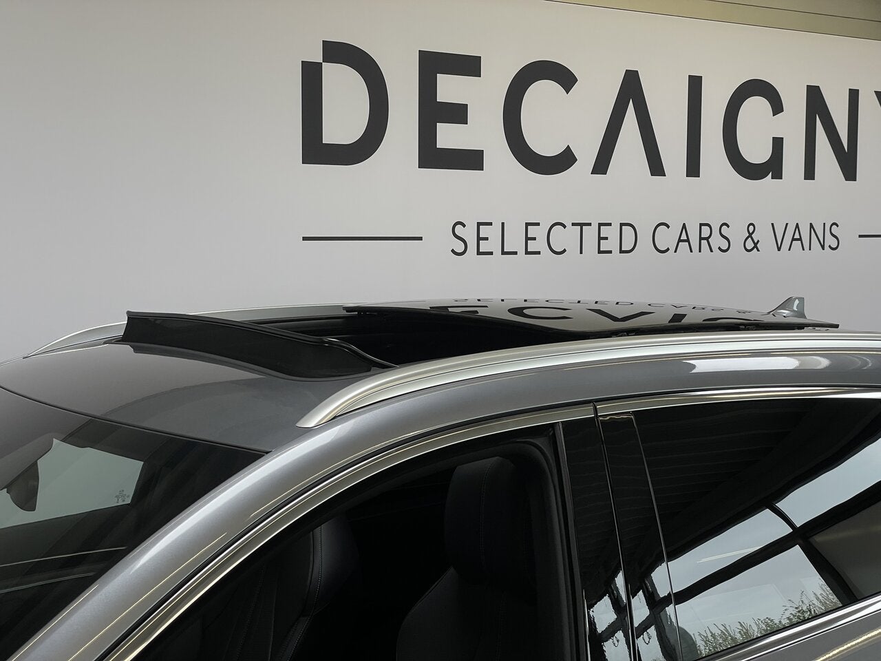 BYD Seal U DM-i Comfort comfort --> 120 km elektrisch, Auto's, BYD, 0 kg, Bedrijf, 5 zetels, 5 deurs