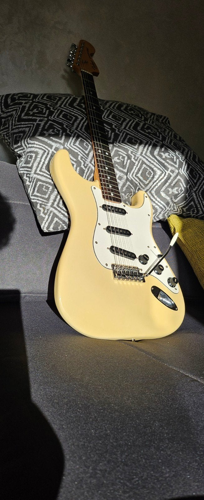 Tokai stratocaster 1981, Muziek en Instrumenten, Snaarinstrumenten | Gitaren | Elektrisch, Epiphone, Ophalen