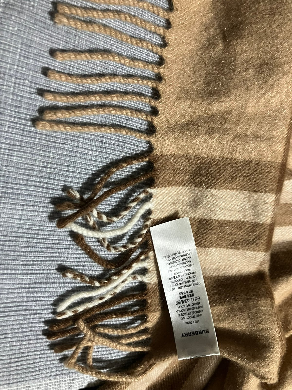 Burberry mannensjaal 100% Cashmir, Kleding | Dames, Ophalen, Zo goed als nieuw