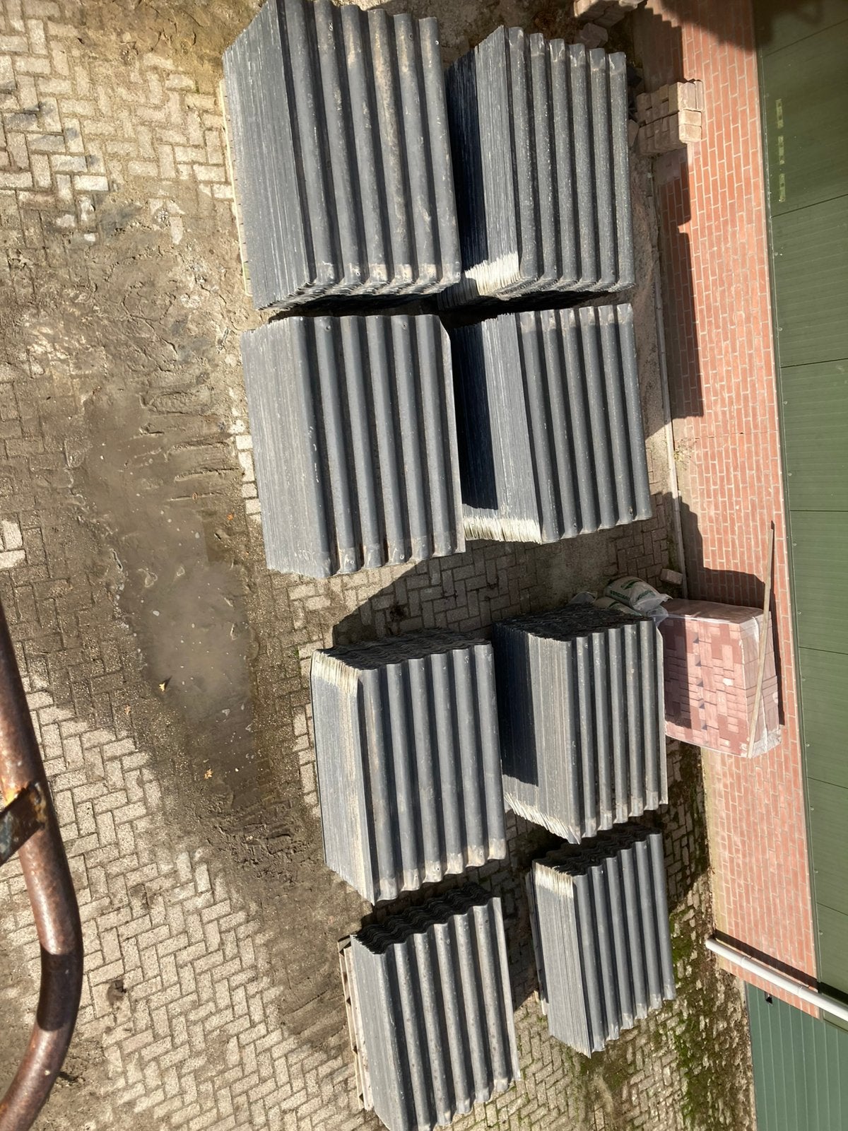 Jong gebruikte golfplaten plus nokken asbest vrij, Bricolage & Construction, Tuyaux & Évacuations, Enlèvement ou Envoi, Comme neuf