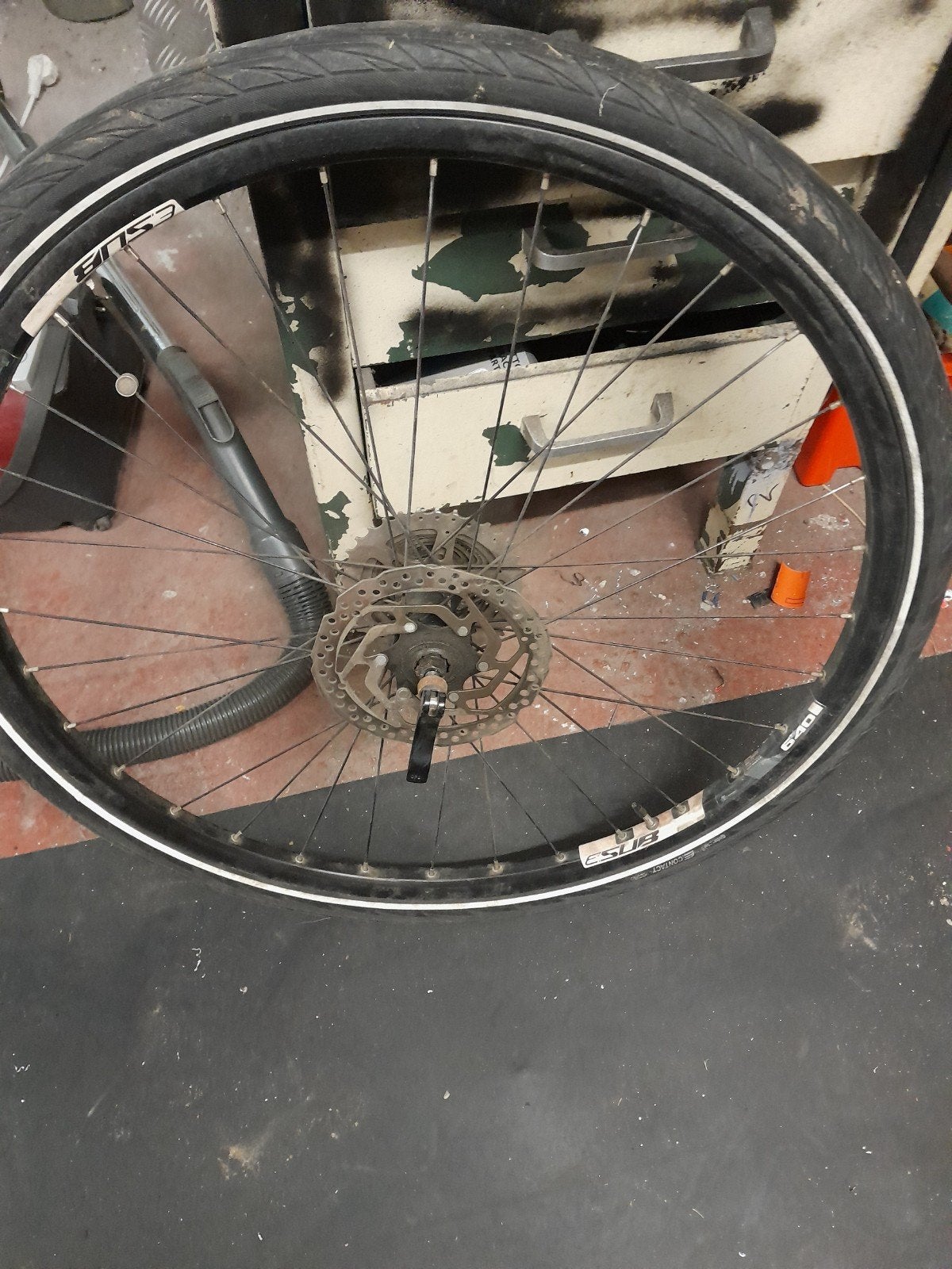 fiets achter wiel met schijfrem, Ophalen, Schijfrem