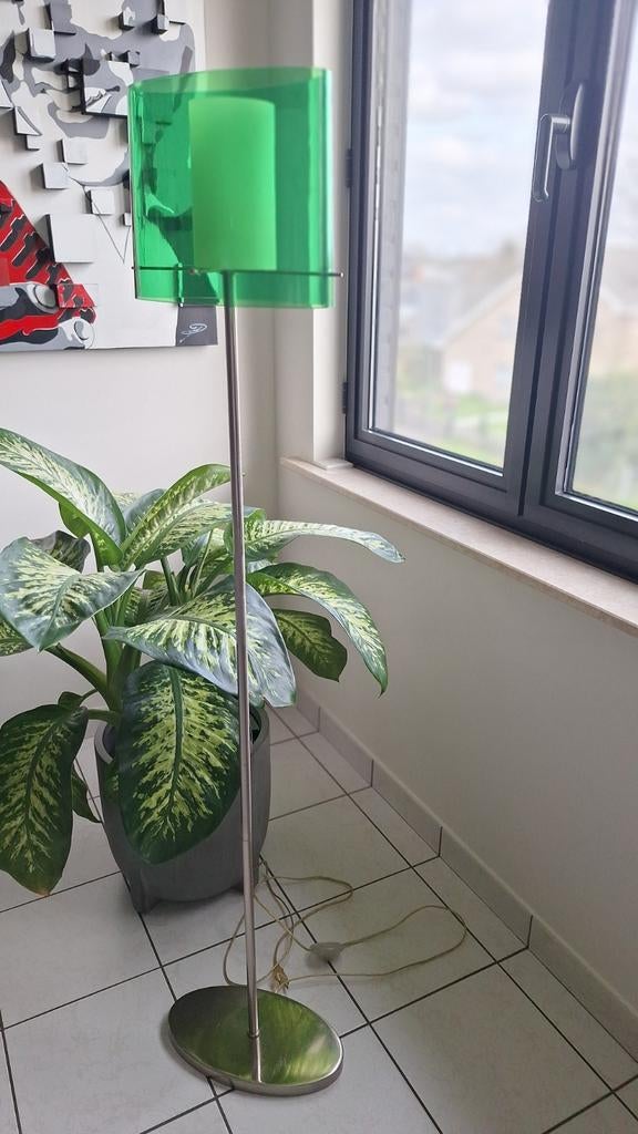 Lampadaire  design abat jour acrylique  vert, Enlèvement