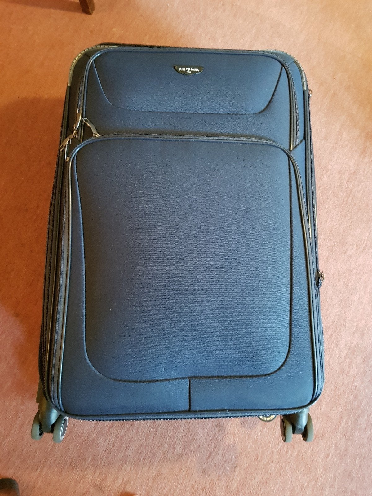 Grande valise bleu Air Travel très bon état, Enlèvement, Roulettes