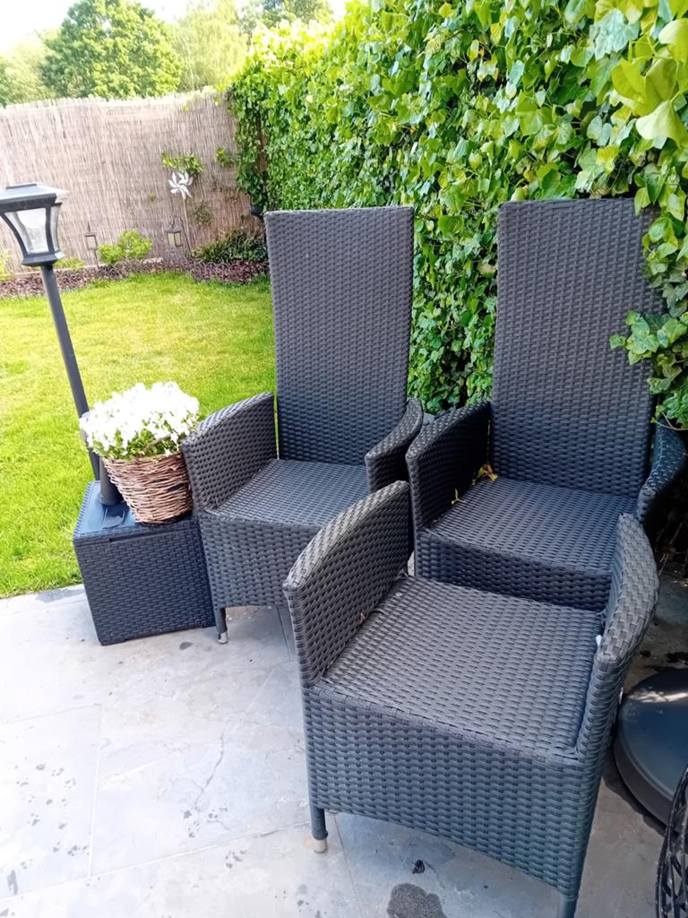 4 wicker tuinstoelen en 1 voetenbank, Tuin en Terras, Ophalen, Wicker