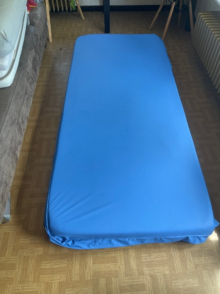 Waterdichte en afwasbare matras 190x85, Huis en Inrichting, Ophalen, Gebruikt, Matras